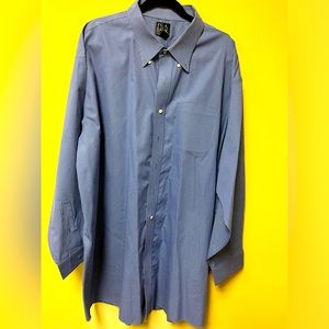 Jos A Bank Button Down Dress shirt